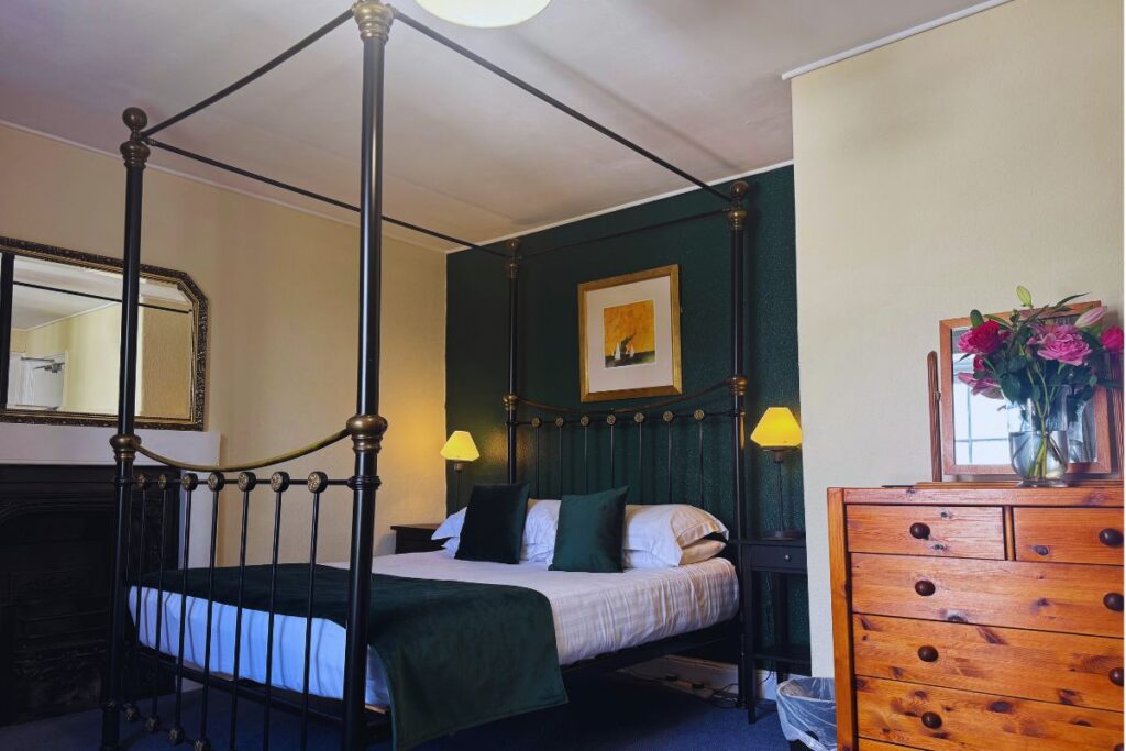 Iveing House family bedroom